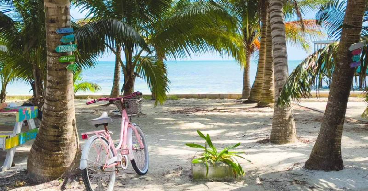 Diese versteckte, autofreie Insel in Belize ist ein farbenfrohes, böhmisches Paradies. Außerdem ist es super erschwinglich